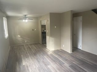 1935 Brookside Dr #213, Wooster, OH 44691