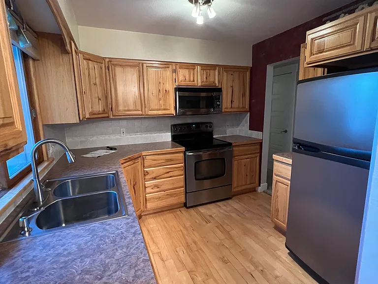 906 Paloverde Dr — Photo 6