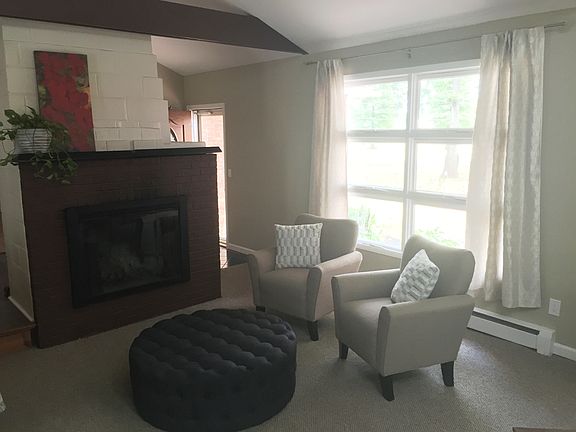 3rd image of 150 South Ln