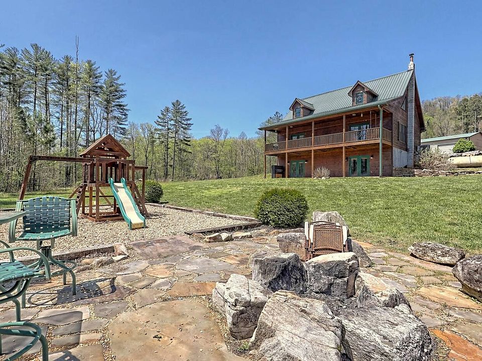 1st image of 1351 Garland Dr