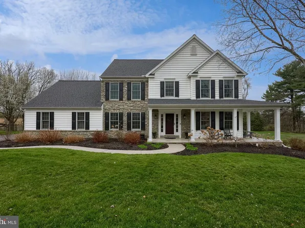 432 Bellaire Dr, York, PA 17402