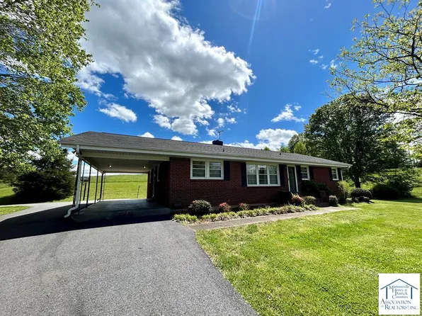 19657 A L Philpott Hwy, Spencer, VA 24165
