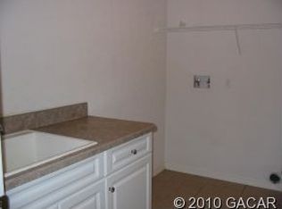 16916 NW 174th Ter, Alachua, FL 32615