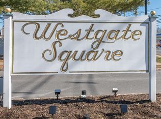 222 Westgate Dr, Edison, NJ
