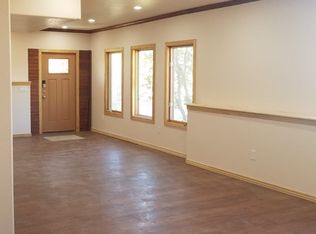 22492 E Peakview Dr, Aurora, CO 80016