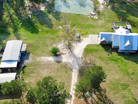4th image of 557 Alapaha River Dr