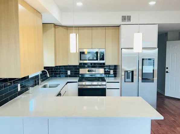 84 Logan Avenue image 2 of 16