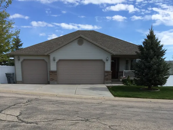 202 Marble Dr, Evanston, WY 82930