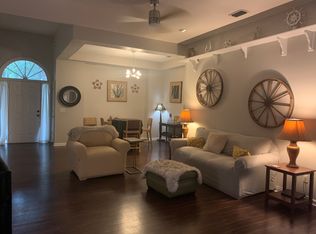 106 Hallowes Dr S, Saint Marys, GA 31558