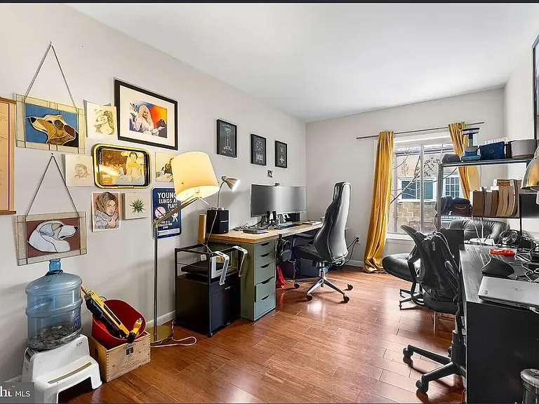 759 N Ringgold St #B — Photo 14
