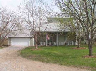 8334 SE Green Rd, Berryton, KS 66409