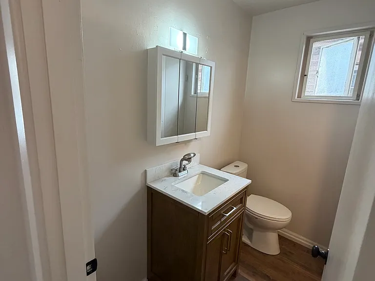 345 Woodward Ave — Photo 6