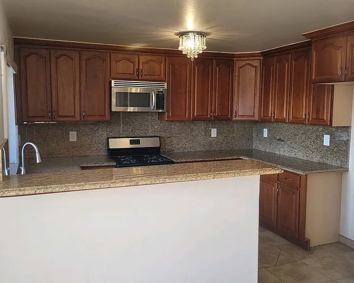 1200 S Shenandoah St #202 — Photo 11