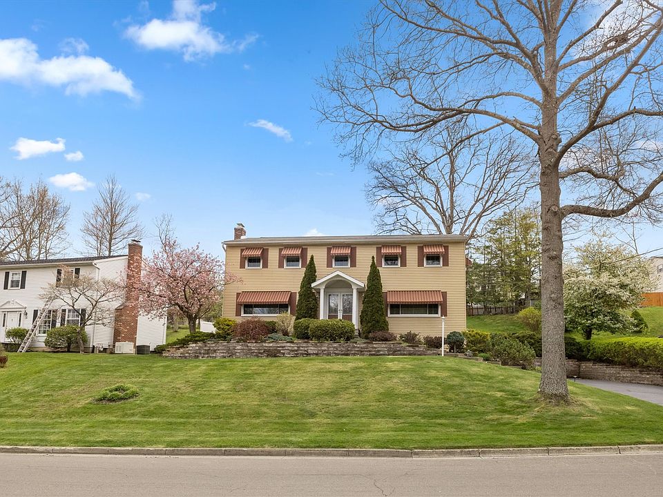 1st image of 37 Elmwood Dr