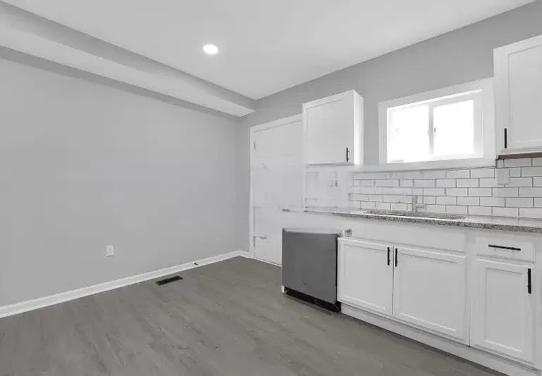 1593 Cleveland Ave #2 — Photo 4