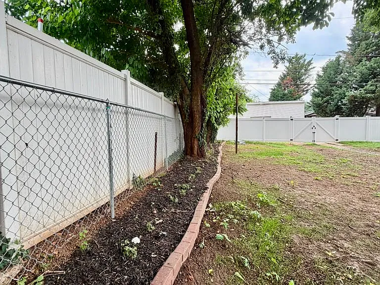 333 Washburn Ave — Photo 12