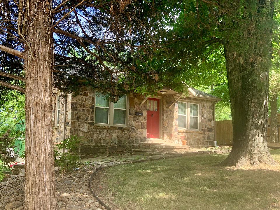 1st image of 616 N Storer Ave