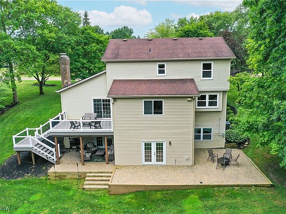 3rd image of 3485 Burrwood Dr