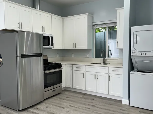 20845 Haynes St, Winnetka, CA 91306