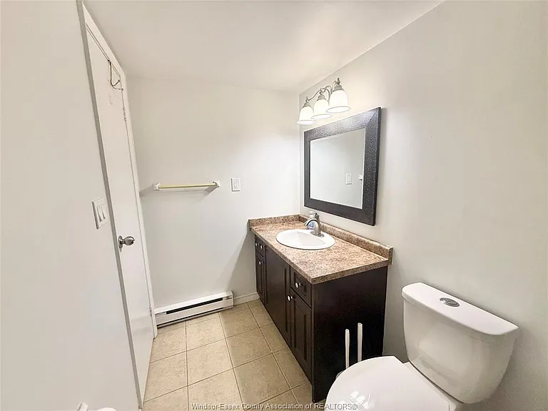 3936 Wyandotte St E #801 — Photo 14