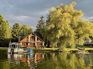 8569 Dexter Townhall Rd, Pinckney, MI 48169