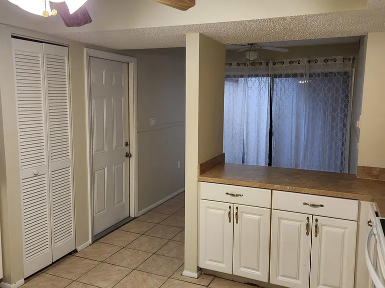 KITCHEN NOOK