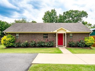 6 Lakeshore Dr, Conway, AR 72032