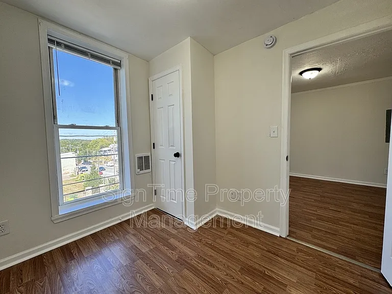 40 N Conococheague St #4 — Photo 8