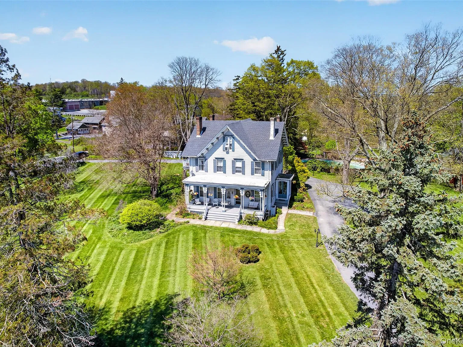 7 bed, 4.5 bath, 3615 sqft, $7,250 — Photo 3