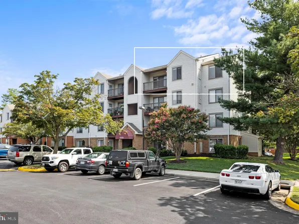 9559 Coggs Bill Dr APT 404, Manassas, VA 20110