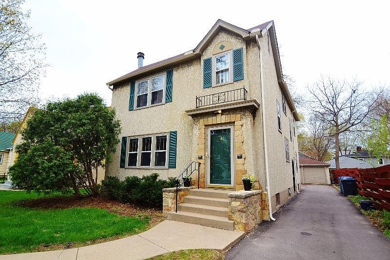 Classic 1930's stucco, great location, big backyard.