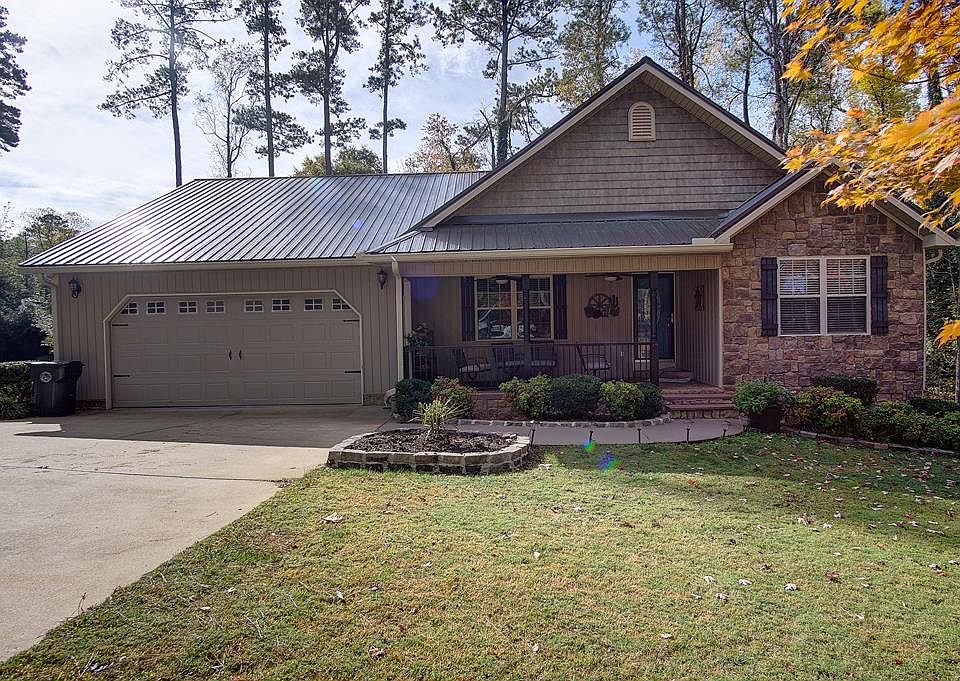 1st image of 210 Whippoorwill Ln
