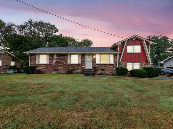 111 Grapevine Rd, Hendersonville, TN 37075