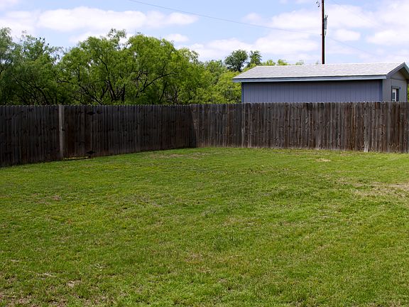 5th image of 1319 Eastwind Dr