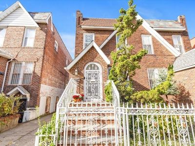 30-28 84 Street, East Elmhurst, NY, 11370