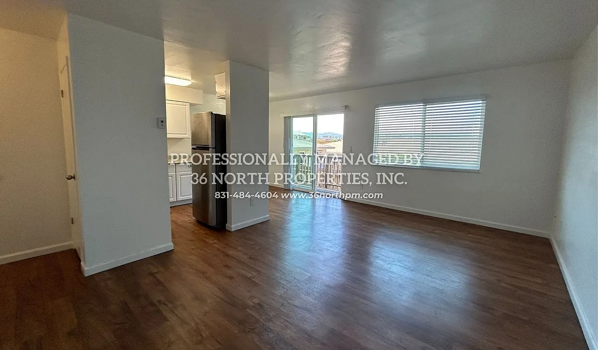 Building Photo - 993 Hamilton Avenue