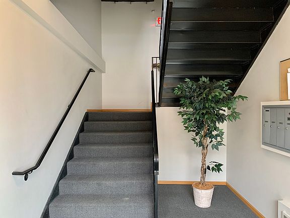 2nd image of 16600 Liberty Cir Unit M-f