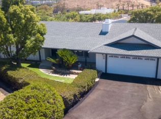 110 Knoll Rd, Vista, CA 92083