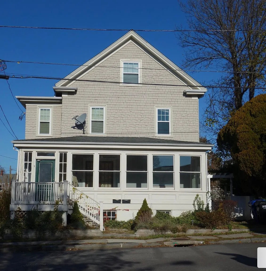 32 Channing St — Photo 1
