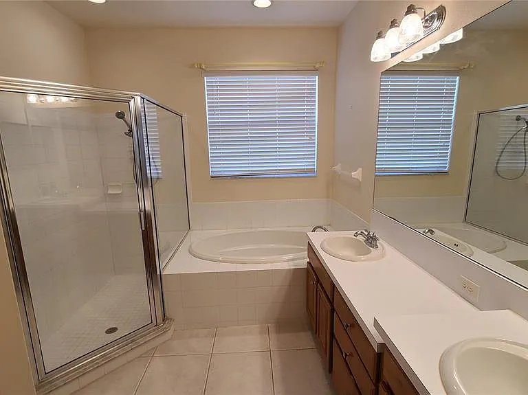 31422 Bridgegate Dr — Photo 21