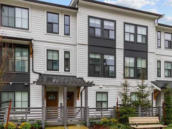 7937 206th St #4, Langley, BC V2Y 2B6