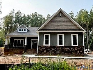 1st image of 2219 Walnut Tree Blvd