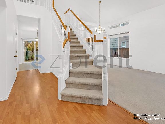 5th image of 2202 SE 187th Ave