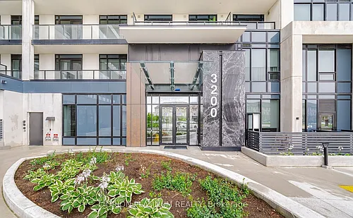 3200 William Coltson Ave Photo 1