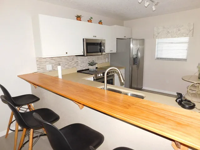 175 Kings Hwy — Photo 3