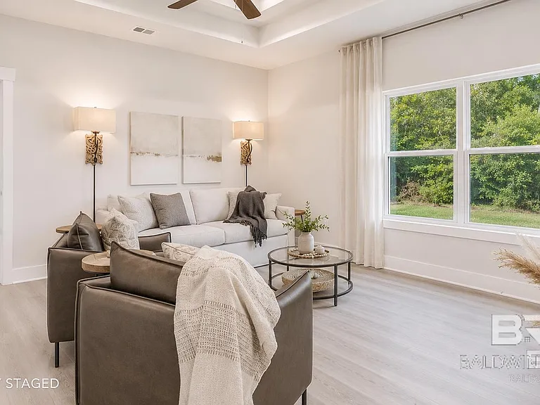 420 Parkerman Ave — Photo 4