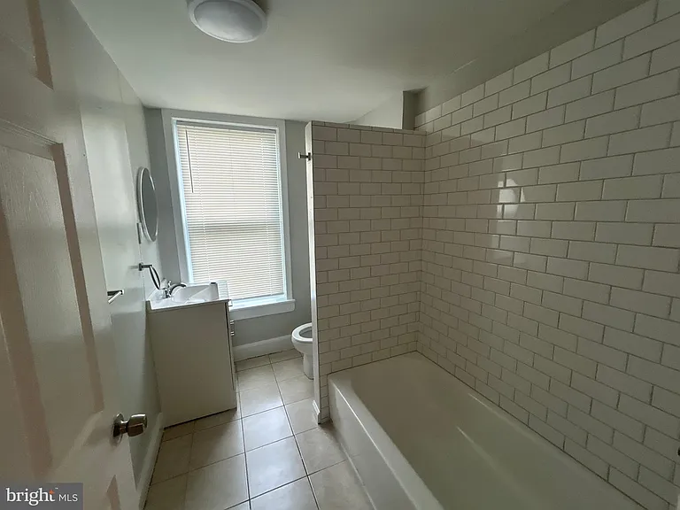 531 E Brinton St #2 — Photo 12