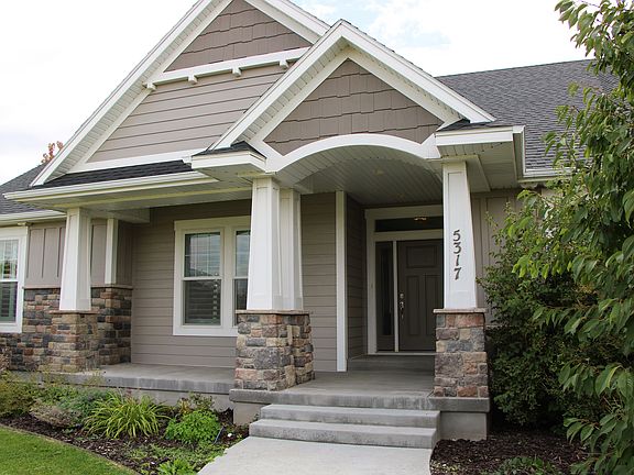 Front door step and porch area