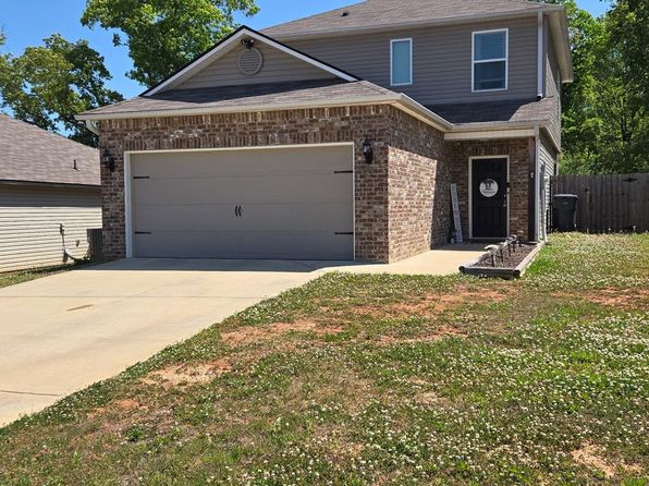 221 Highland View Dr