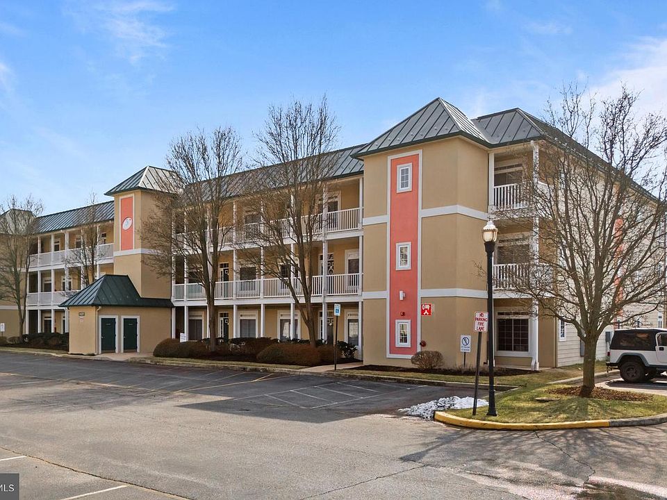 1st image of 34297 Summerlyn Dr APT 502